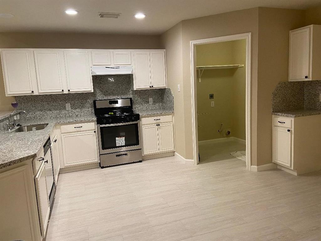 Foto principal - 4015 Owl Echo Ct