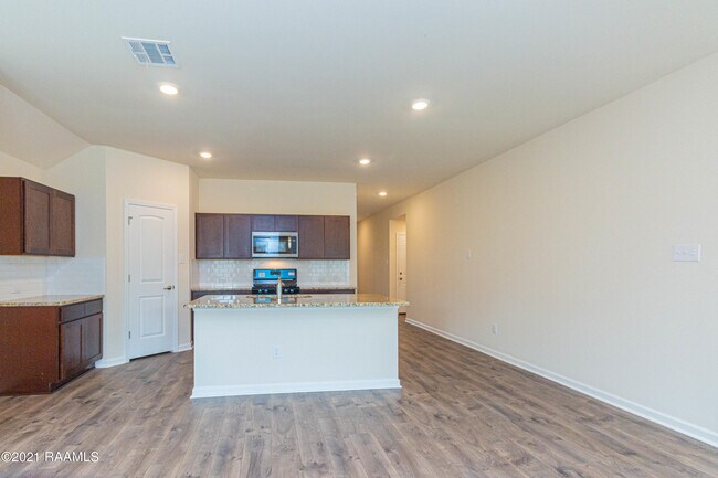 Foto del edificio - 110 Emerald Star Ln