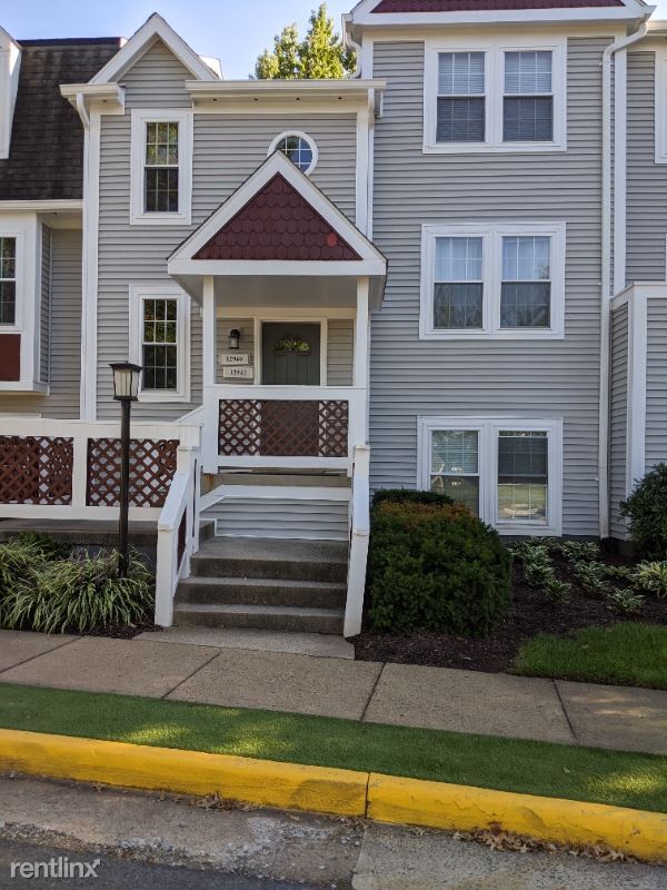 Building Photo - 12942A Grays Pointe Rd