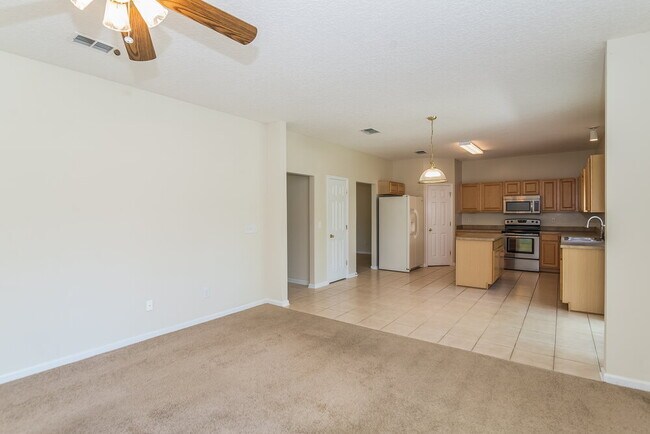 Foto del edificio - 341 W Tropical Trce