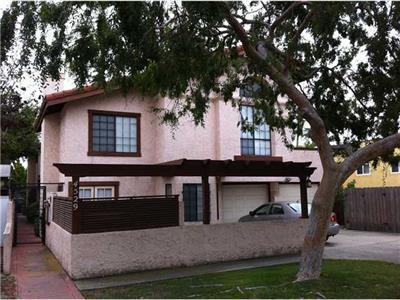 Foto del edificio - COMING SOON! 2 bedroom 2.5 bath townhouse ...