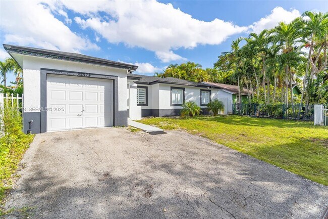 Foto del edificio - 20823 SW 126th Ct