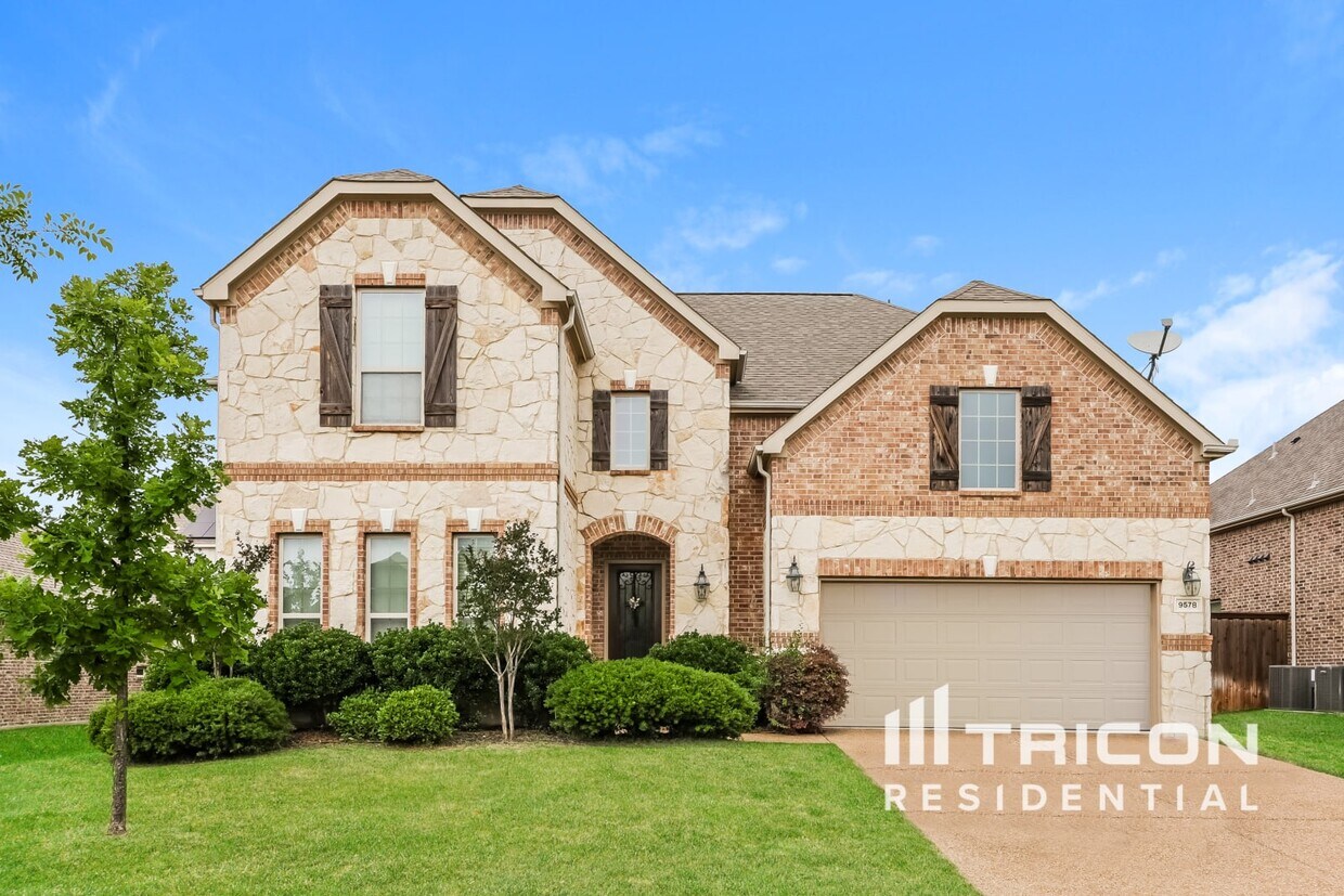 Foto principal - 9578 Amberwoods Ln