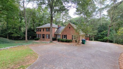 Building Photo - 4843 Carlene Way SW