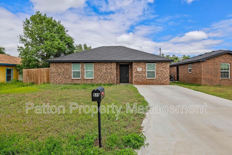 Foto principal - 619 S Hill St