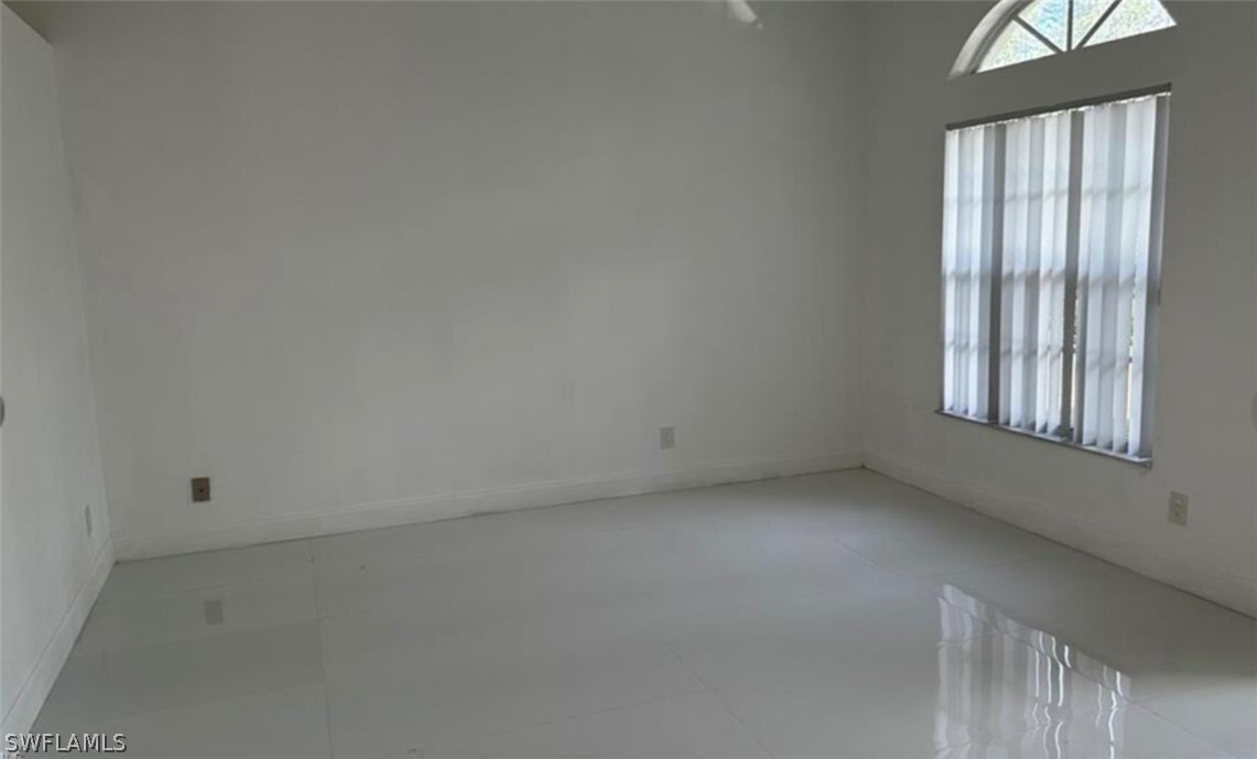 Foto del edificio - 2115 Hamilton Ave