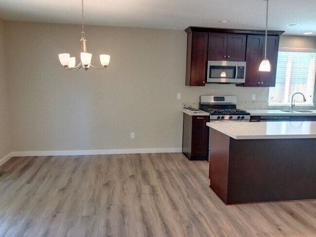 Foto del edificio - 5518 SE 61st Ave
