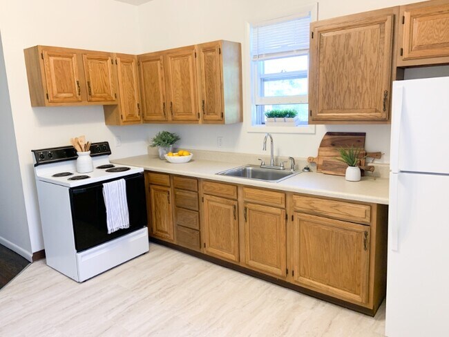 Foto del edificio - 109 W Maple St