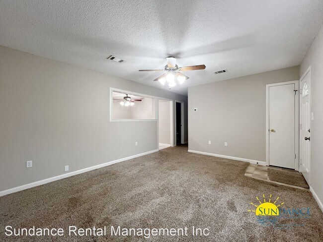 Foto del edificio - 3 br, 1.5 bath House - 5358 Fairchild Road