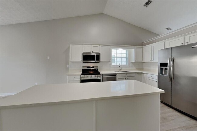 Foto del edificio - 2070 Charleston Oak Cir