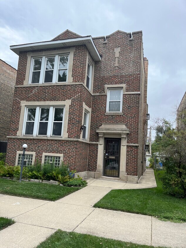 Primary Photo - 62 W 74th St