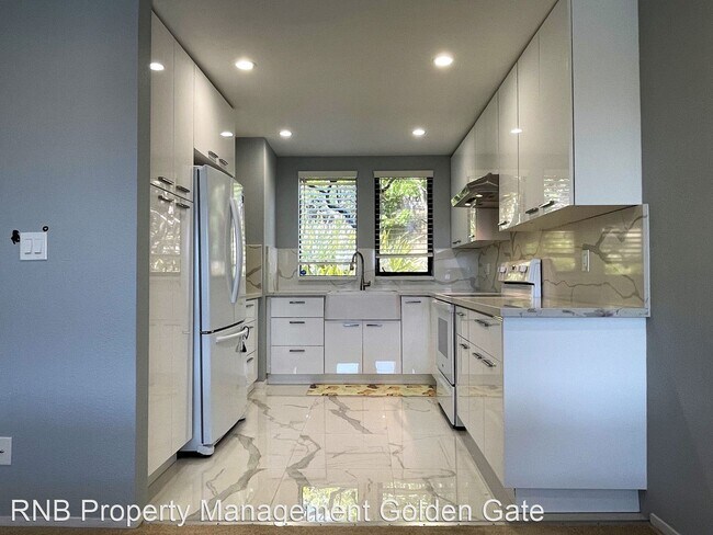 Building Photo - 2 br, 2 bath House - 220 Bay Vista Circle