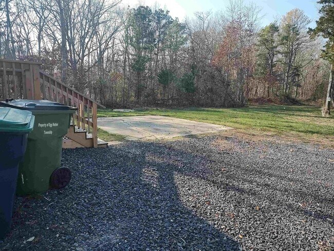 Foto del edificio - 3005 Fernwood Ave