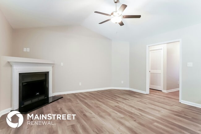 Foto del edificio - 174 Fox Chase Ln