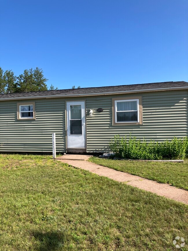 Building Photo - 1050 W M35