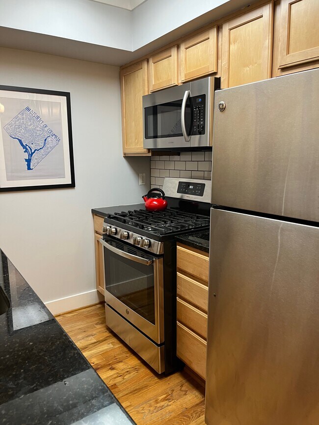 Foto del edificio - 2615 4th St NE