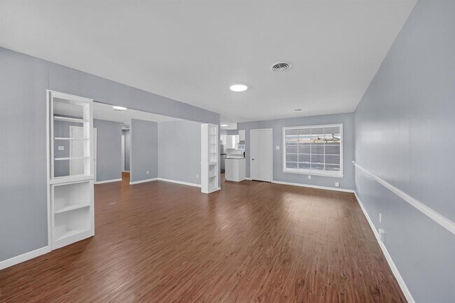 Building Photo - 11202 Waxwing St