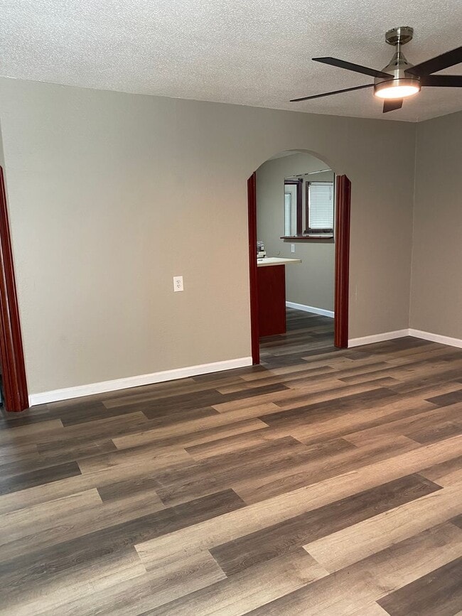 Foto del edificio - Beautiful 2bd/1 bath home