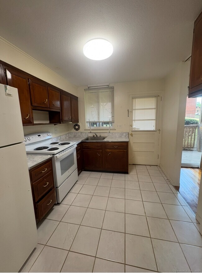 Foto del edificio - 492 Fountain St