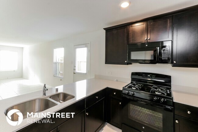 Building Photo - 3101 Helix Bay Dr