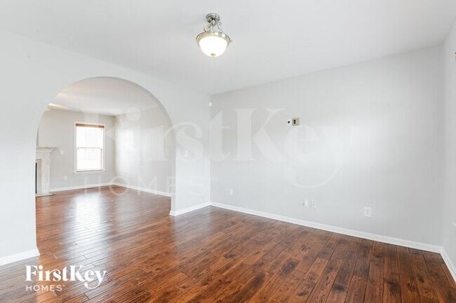 Foto del edificio - 6698 Knob Hill Ct