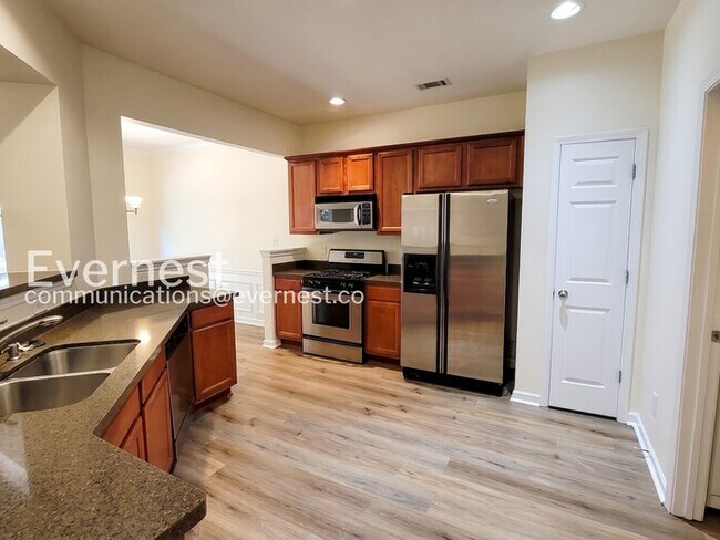 Foto del edificio - 4926 Berkeley Oak Cir
