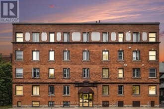 Building Photo - 244-244 Charlotte St