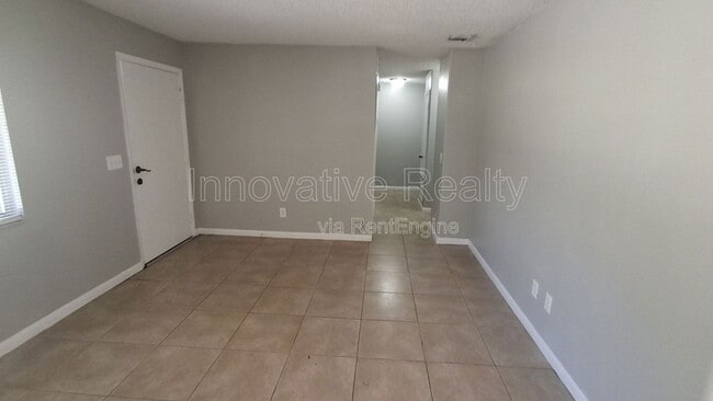 Foto del edificio - 4720 Lighthouse Cir