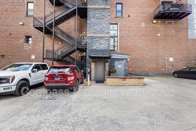 Building Photo - 220 W Jackson Ave
