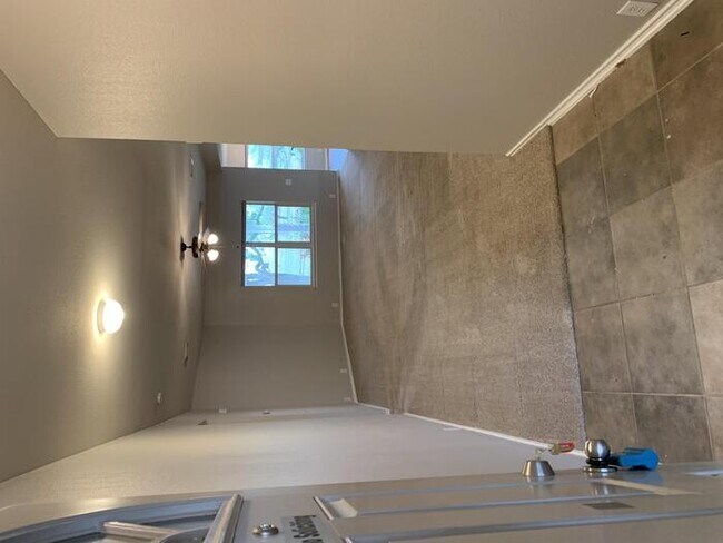 Building Photo - 3729 Pebble Beach