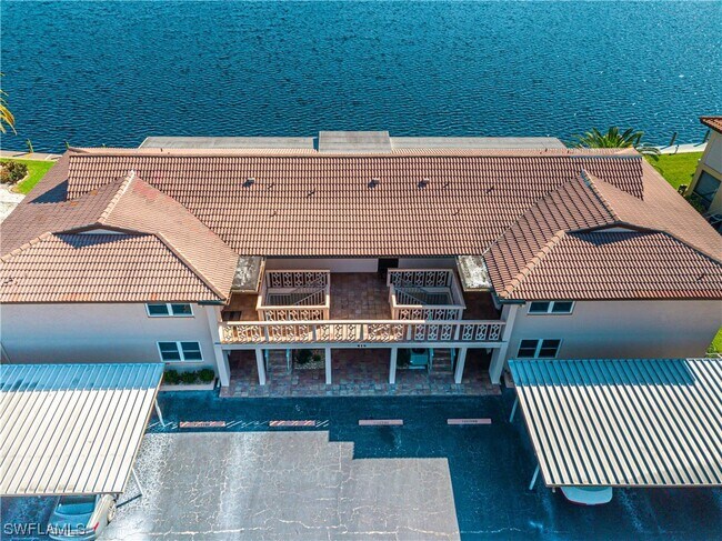 Building Photo - 416 Tudor Dr