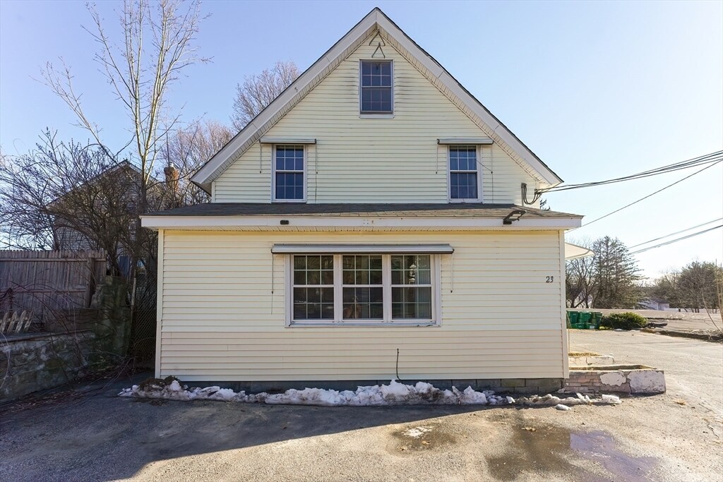 23 Fowler Rd, Northbridge, MA 01534 House Rental in Northbridge, MA