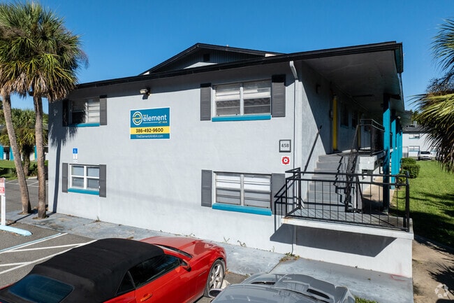 Edificio de apartamentos - The Element at 464