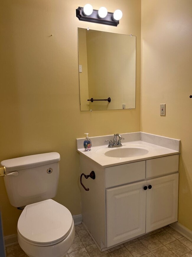 Building Photo - 118 Red Cedar Run