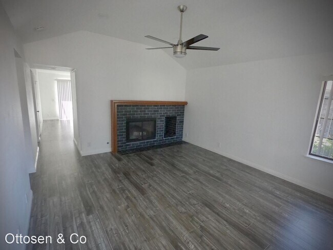 Building Photo - 2 br, 2 bath House - 7521 Brookside Rd