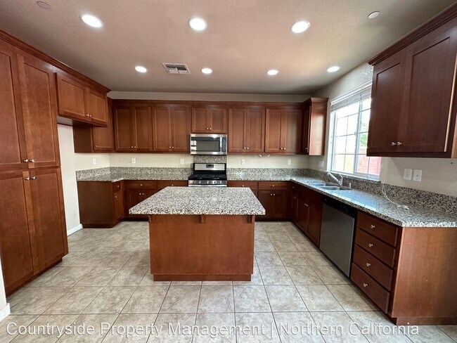 Foto del edificio - 4 br, 2.5 bath House - 2001 Sycamore Grove...
