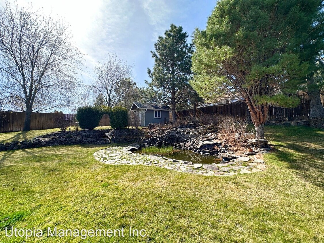Primary Photo - 3 br, 2 bath House - 3340 SW Salmon Ct