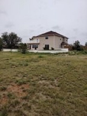 Foto del edificio - 17369 SW Lee Blvd