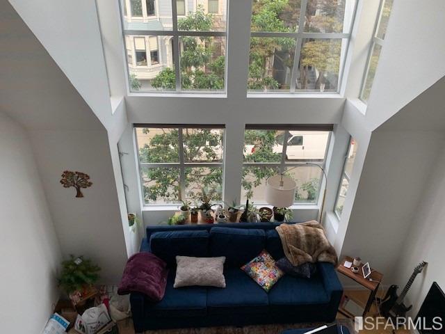 Foto del edificio - 645 Haight St