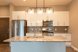 2BR, 2BA - C1 - Catalyst on Main