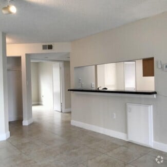 Building Photo - 4108 Glenmoor Dr