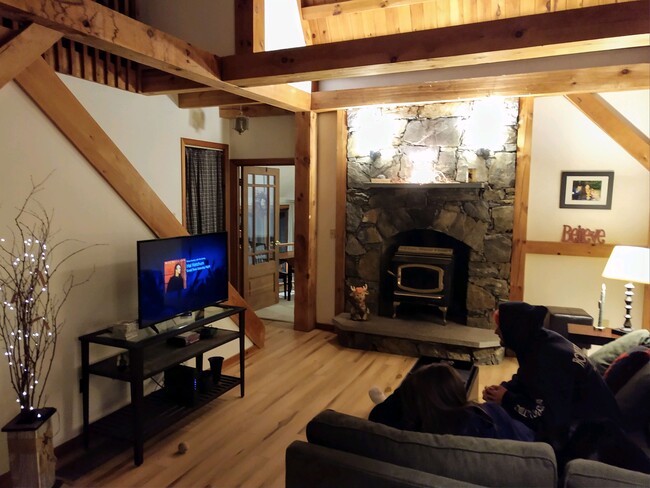 Living Room &amp; Dining Room has Fieldstone Fireplace with Avalon Wood Stove Insert for your convenience and for a cozy night. - 41 Priest Rd