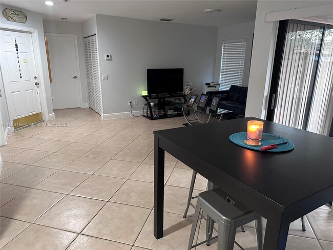 Foto del edificio - 15205 SW 48th Terrace