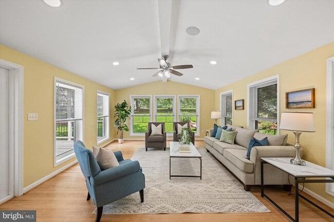 Building Photo - 11209 Maine Cove Dr