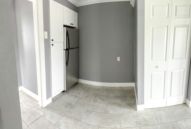 Photo - 214 Columbia Dr Townhome