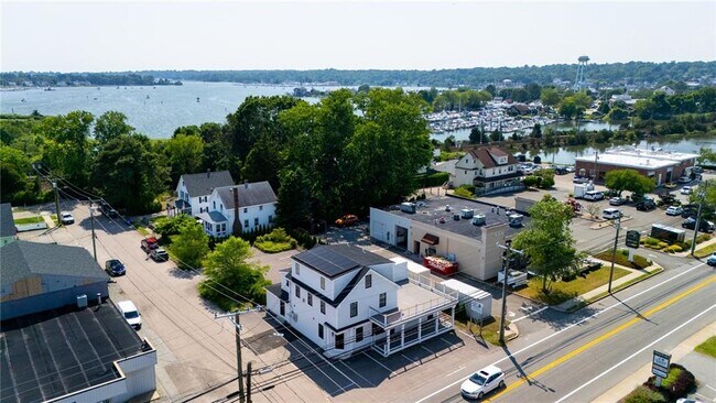 Foto del edificio - 44 Williams Ave