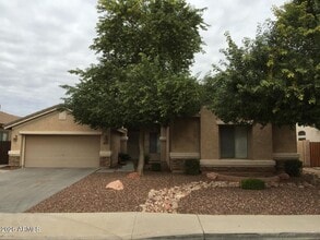 Building Photo - 3478 E Lowell Ave