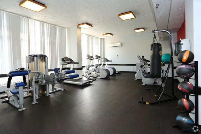 Fitness Center - YONO