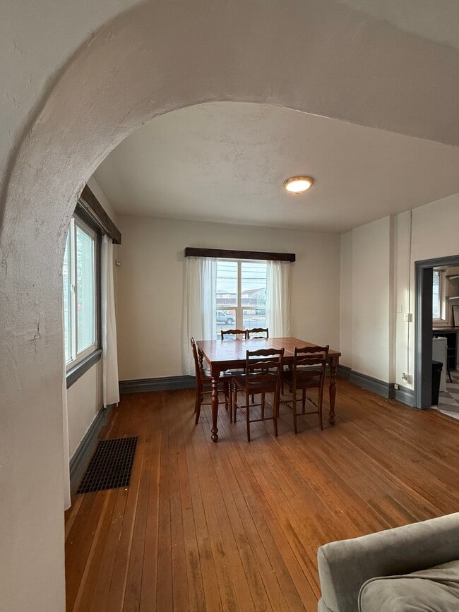 Building Photo - 478 S 100 E