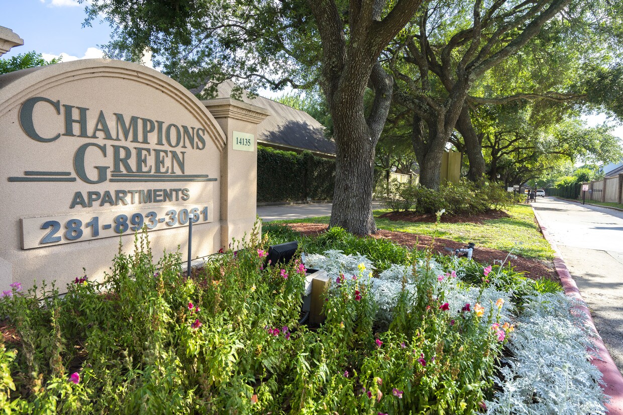 Champions Green Apartments Houston, TX